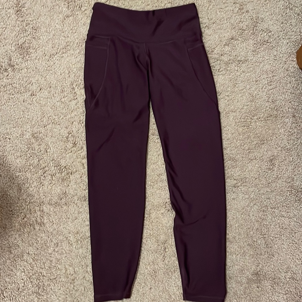 Old Navy Active Elevate Legging Plum